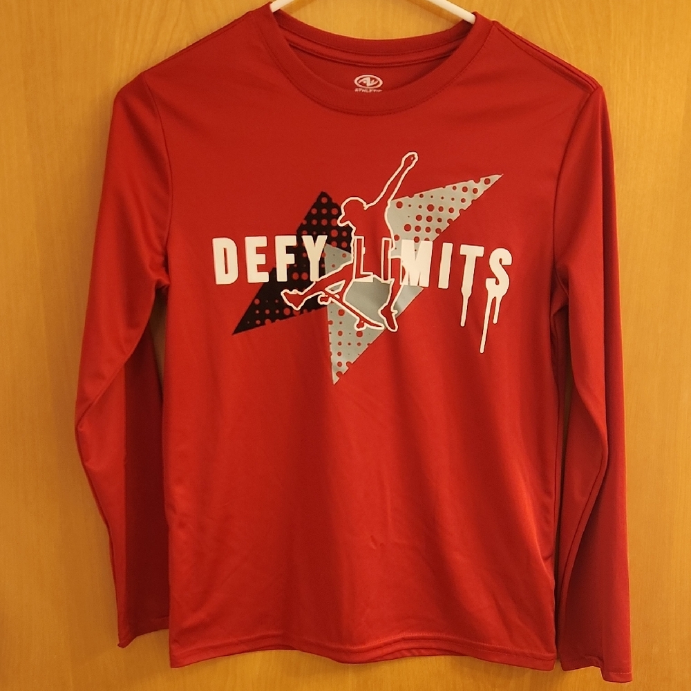 Athletic Works Red Long Sleeve Kids Tee